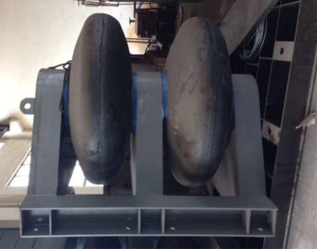 ת�����𽺻���